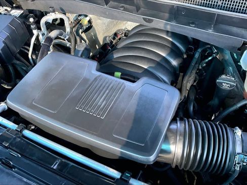 Used 2019 Chevrolet Silverado 1500 RST image 31