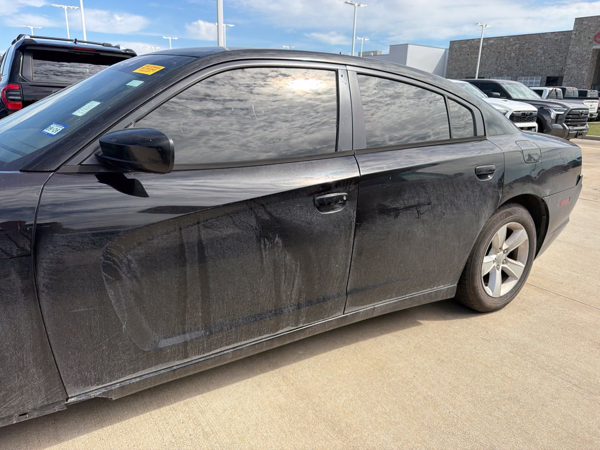 Used 2014 Dodge Charger SE RWD image 6