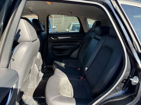 Used 2019 MAZDA CX-5 Touring image 10
