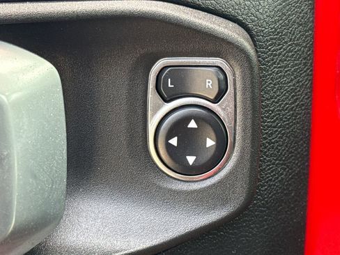 Used 2022 Jeep Gladiator Mojave AWD/4WD image 18