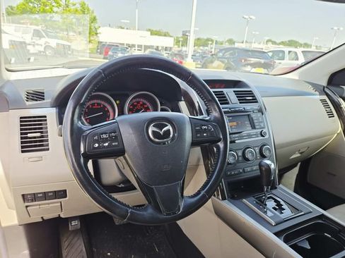 Used 2010 MAZDA CX-9 Grand Touring w/ Moonroof & Bose Audio Pkg FWD image 7