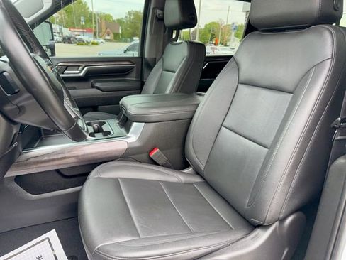 Used 2024 Chevrolet Silverado 3500 LTZ w/ LTZ Convenience Package AWD/4WD image 14