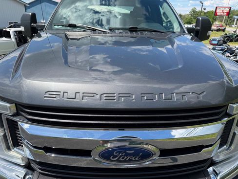 Used 2019 Ford F250 XLT w/ XLT Value Package AWD/4WD image 9