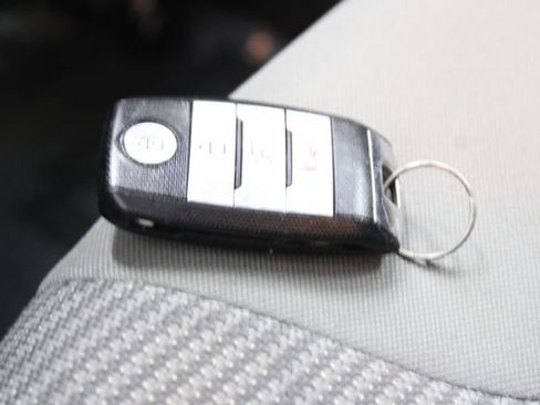 Used 2019 Kia Niro LX FWD image 12