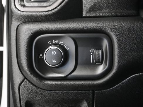 Used 2023 RAM 1500 Big Horn image 22