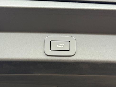 New 2026 Land Rover Range Rover Sport Dynamic SE AWD/4WD image 36