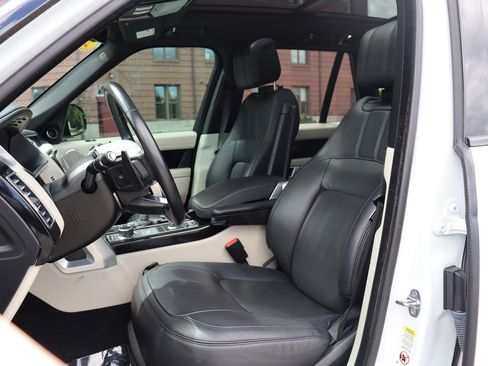 Used 2019 Land Rover Range Rover HSE AWD/4WD image 11