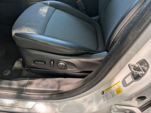 Used 2022 Buick Encore GX Select FWD image 16