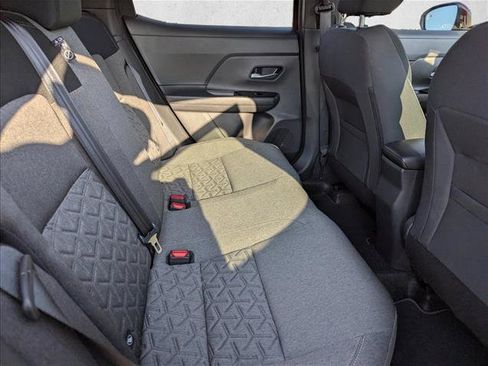 Used 2025 Nissan Kicks SV w/ SV Premium Package FWD image 30