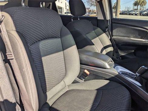Used 2020 Dodge Journey SE image 41