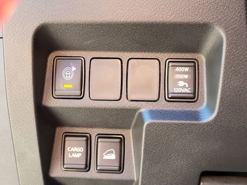 Certified 2023 Nissan Frontier PRO-4X w/ Pro Convenience Package image 9