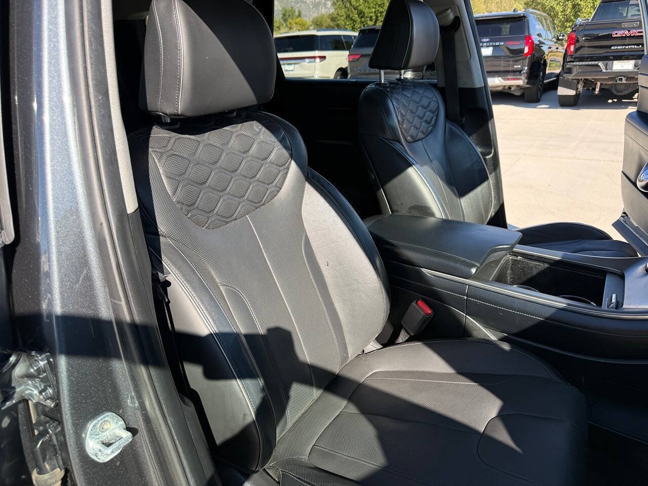 Used 2021 Hyundai Palisade Limited AWD/4WD image 26