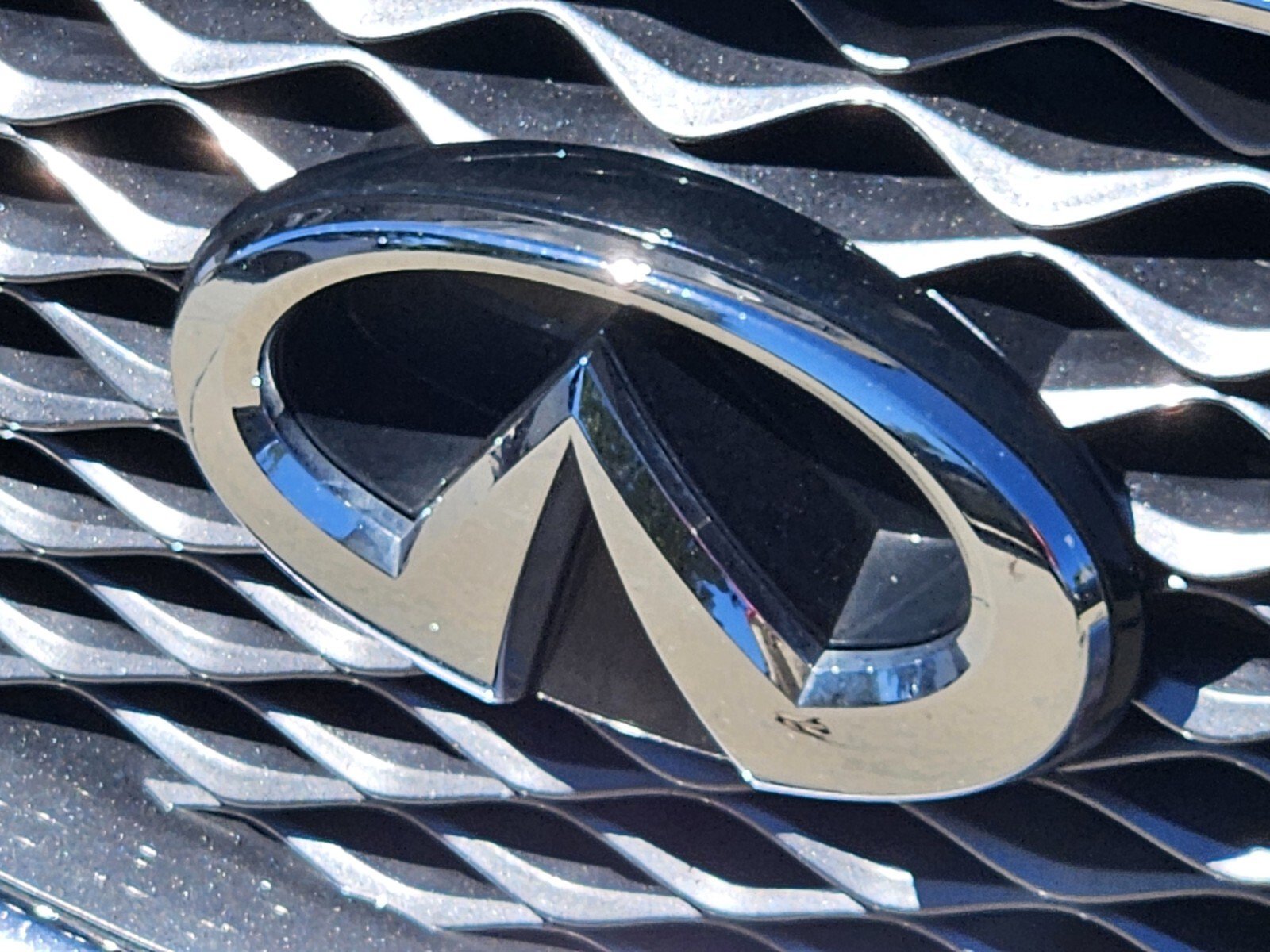 Used 2023 INFINITI Q50 Luxe w/ Cargo Package RWD image 31