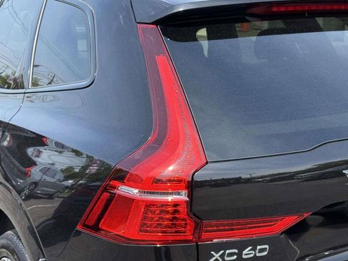 Used 2024 Volvo XC60 B5 Plus w/ Protection Package Premier AWD/4WD image 8