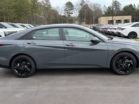 New 2026 Hyundai Elantra Sport w/ Cargo Package FWD image 5