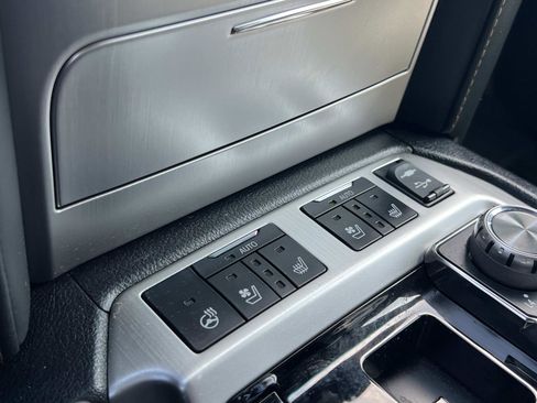 Used 2021 Toyota Land Cruiser Heritage Edition AWD/4WD image 17
