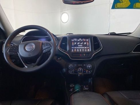 Used 2022 Jeep Cherokee Trailhawk w/ Sun, Sound & Nav Group image 10