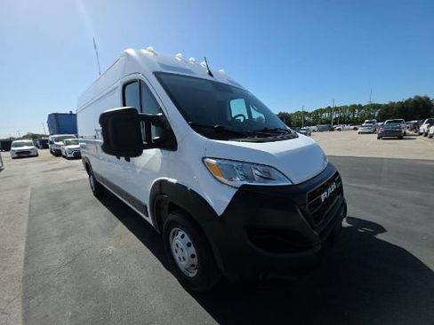 Used 2023 RAM ProMaster 2500 FWD image 1