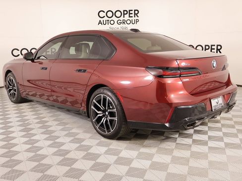 Used 2024 BMW 760i xDrive 760i xDrive image 25