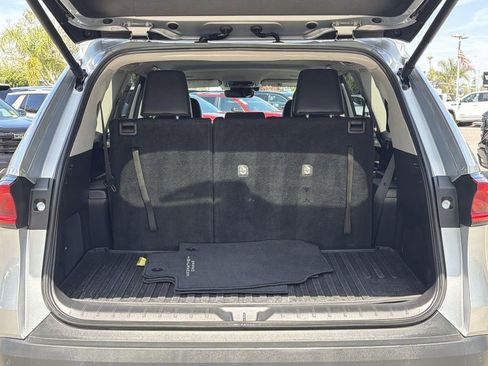Used 2024 Toyota Grand Highlander AWD image 28