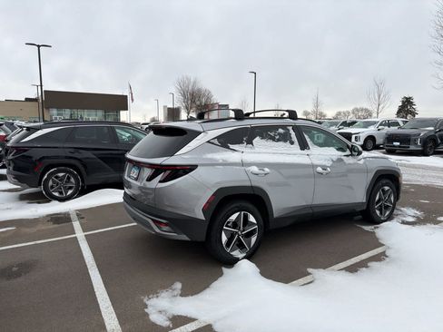 Used 2025 Hyundai Tucson SEL image 2