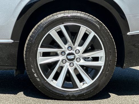 Used 2026 Cadillac Vistiq Luxury image 13