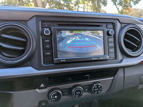 Used 2017 Toyota Tacoma SR5 image 24