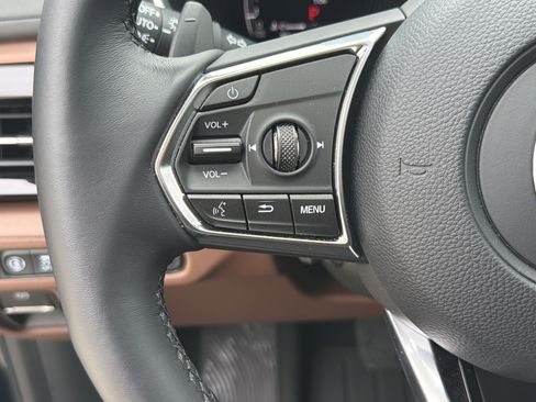 Certified 2026 Acura MDX FWD w/ Technology Package image 19