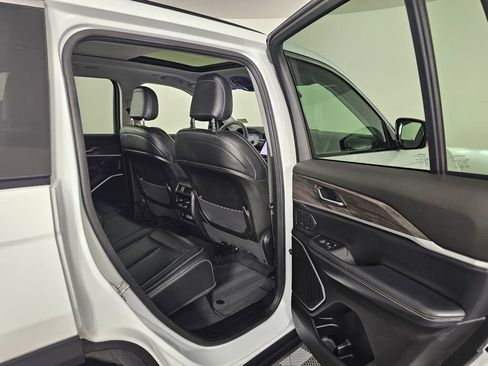 Used 2022 Jeep Grand Cherokee Limited 4xe AWD/4WD image 35