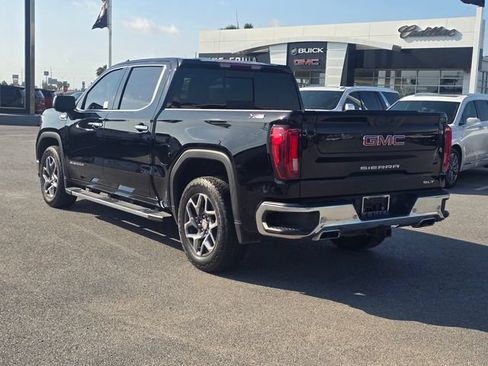 Used 2024 GMC Sierra 1500 SLT AWD/4WD image 7