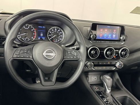 New 2025 Nissan Sentra S image 12