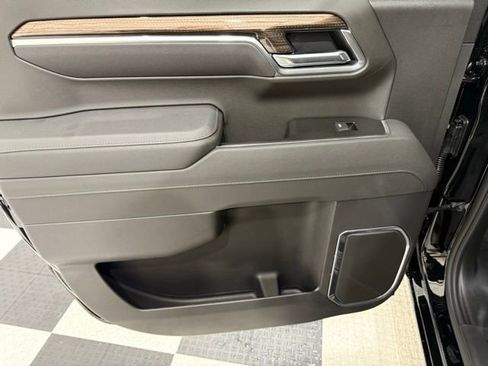 New 2026 Chevrolet Silverado 1500 LT image 18