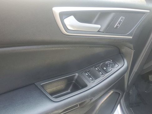 Used 2022 Ford Edge SEL w/ Convenience Package image 7