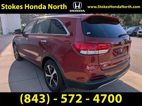 Used 2016 Kia Sorento EX FWD image 3