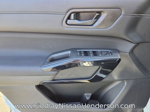 New 2026 Nissan Pathfinder SV FWD image 19