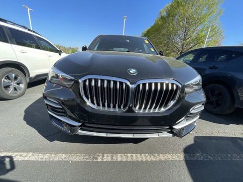 Used 2021 BMW X5 xDrive40i w/ Parking Assistance Package image 6