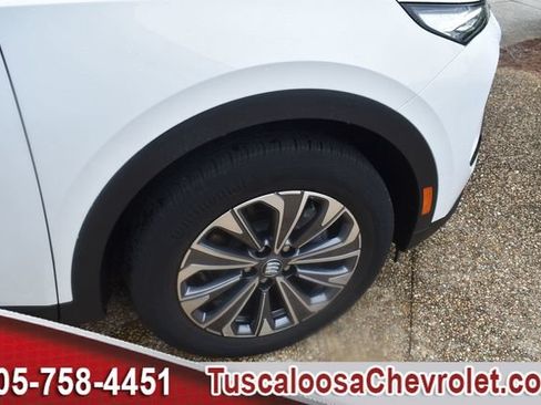 Certified 2024 Buick Envision Preferred AWD/4WD image 11