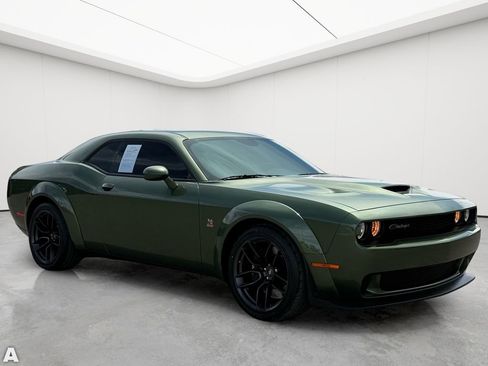 Certified 2023 Dodge Challenger R/T Scat Pack RWD image 9