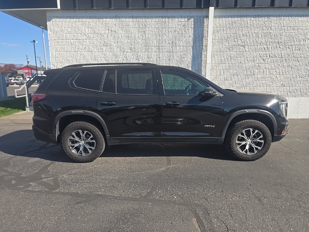 Used 2025 GMC Acadia AT4 w/ Super Cruise Package AWD/4WD image 4