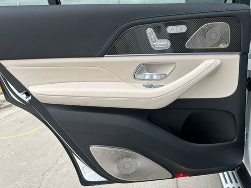 Used 2025 Mercedes-Benz GLS 63 AMG 4MATIC image 48