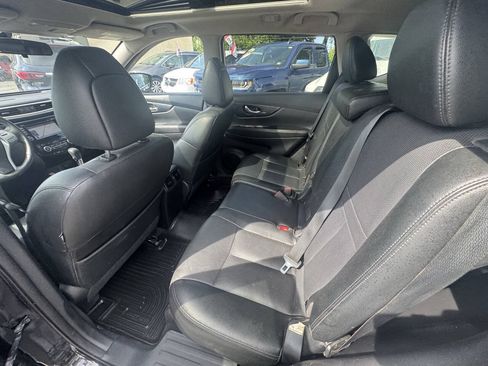 Used 2015 Nissan Rogue SL w/ SL Premium Package AWD/4WD image 13