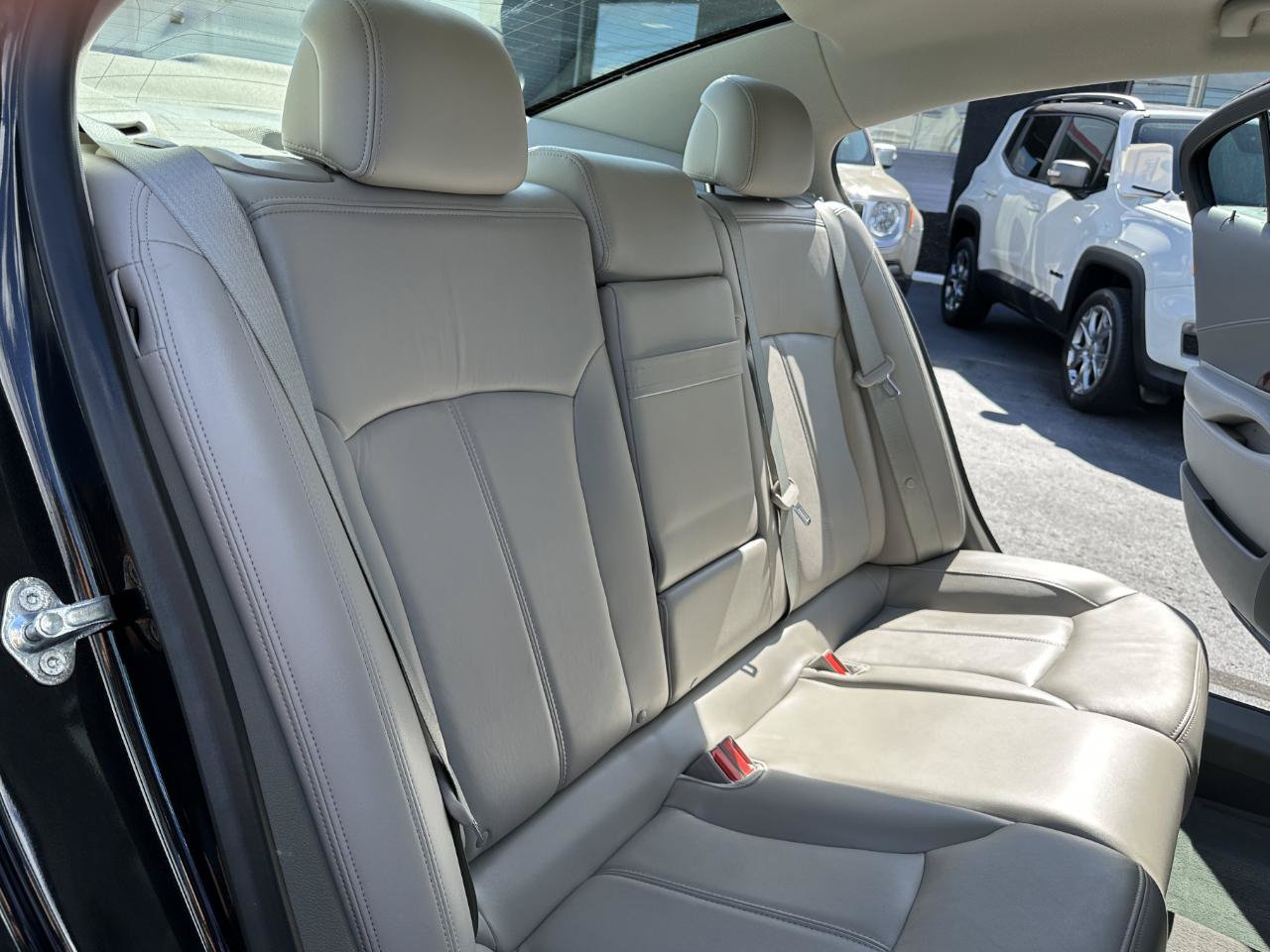 Used 2012 Buick LaCrosse Premium FWD image 39