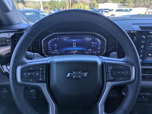 Used 2024 Chevrolet Silverado 1500 LT Trail Boss w/ Convenience Package II image 19