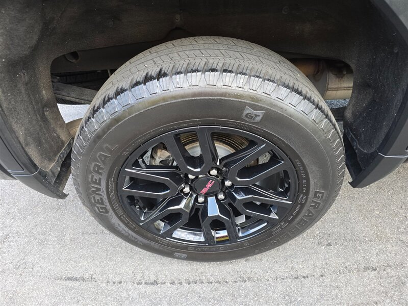 Used 2024 GMC Sierra 1500 Pro w/ Graphite Edition AWD/4WD image 24