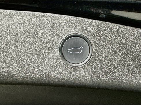 Used 2021 Tesla Model 3 Standard Range Plus RWD image 29