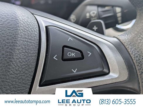 Used 2018 Ford Fusion SE w/ Fusion SE Technology Package FWD image 25