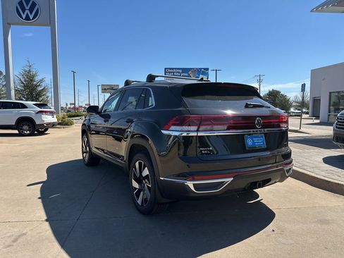 New 2026 Volkswagen Atlas Cross Sport SEL AWD/4WD image 7