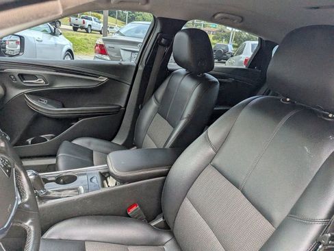 Used 2020 Chevrolet Impala LT FWD image 17