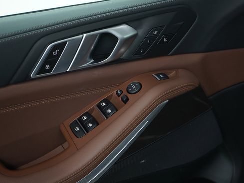 Used 2022 BMW X5 xDrive40i w/ Premium Package image 23