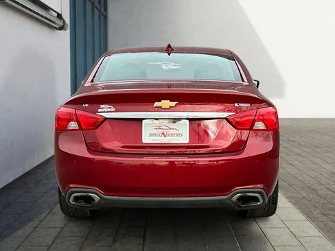 Used 2019 Chevrolet Impala Premier w/ Premier Convenience Package image 5